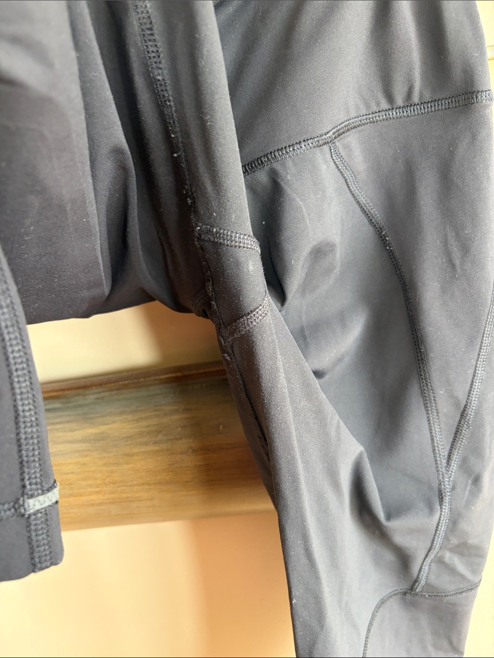 Bundle Nike Black Women's Quarter-Zip Top & Black lululemon Leggings - Picture 4 of 4